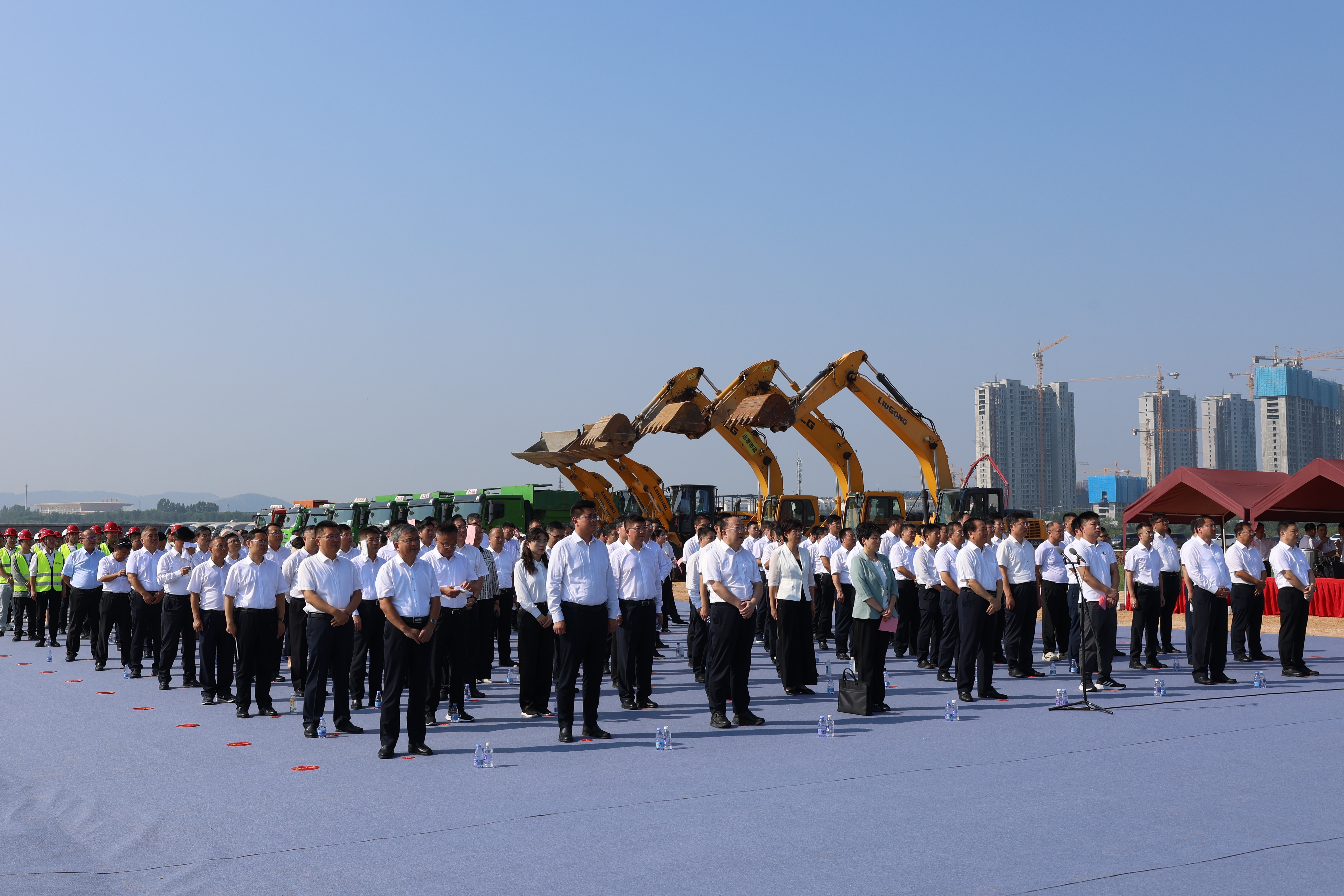 2024年秋季枣庄市高质量发展重大项目建设现场推进会在威客电竞宝得机床产业园项目召开