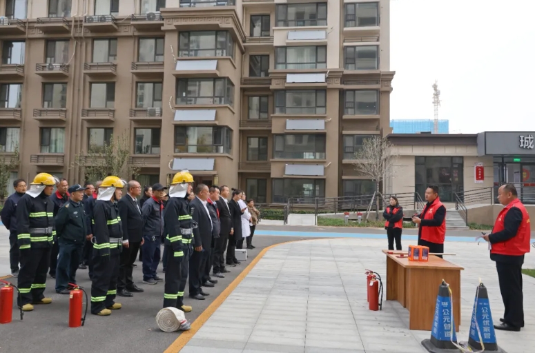 威客电竞到珹园社区开展“双报到”暨消防安全演练活动