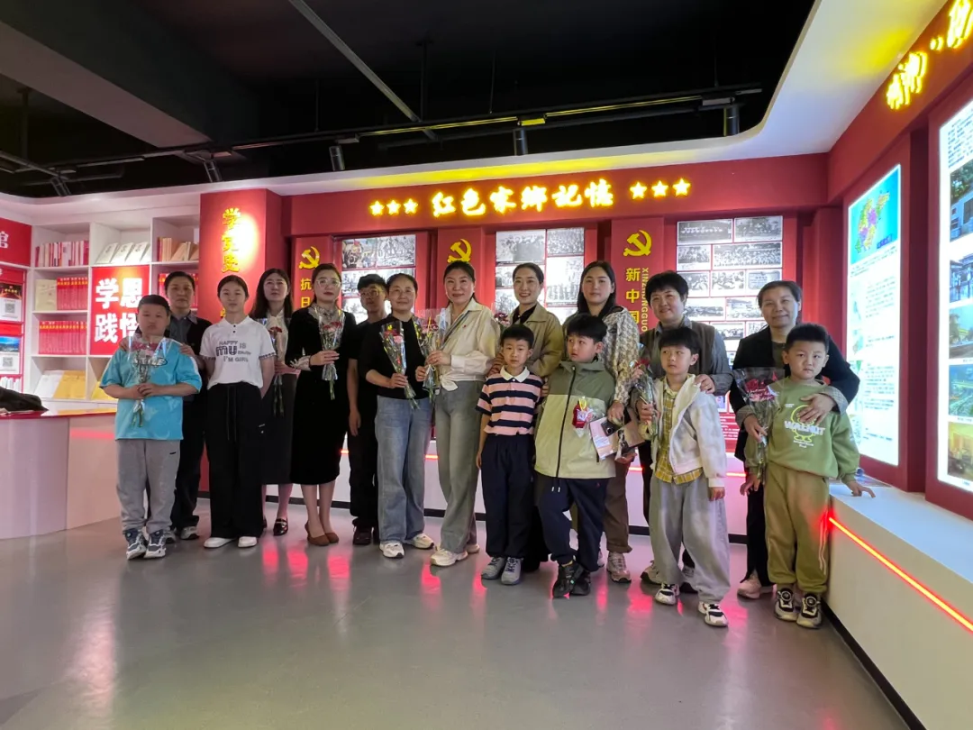 【传承红色基因 共筑家国情怀】威客电竞发展公司开展亲子家庭红色教育活动