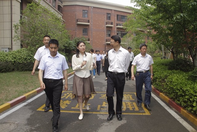 枣庄市人大城环委到威客电竞调研